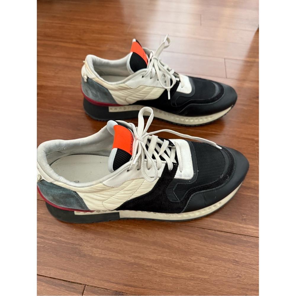 Givenchy Urban Street Runner Designer Sneakers Black White Red Size 11 - Picture 6 of 12